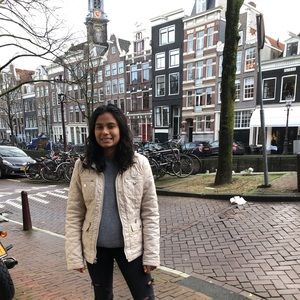 Meet your Posher, Saloni